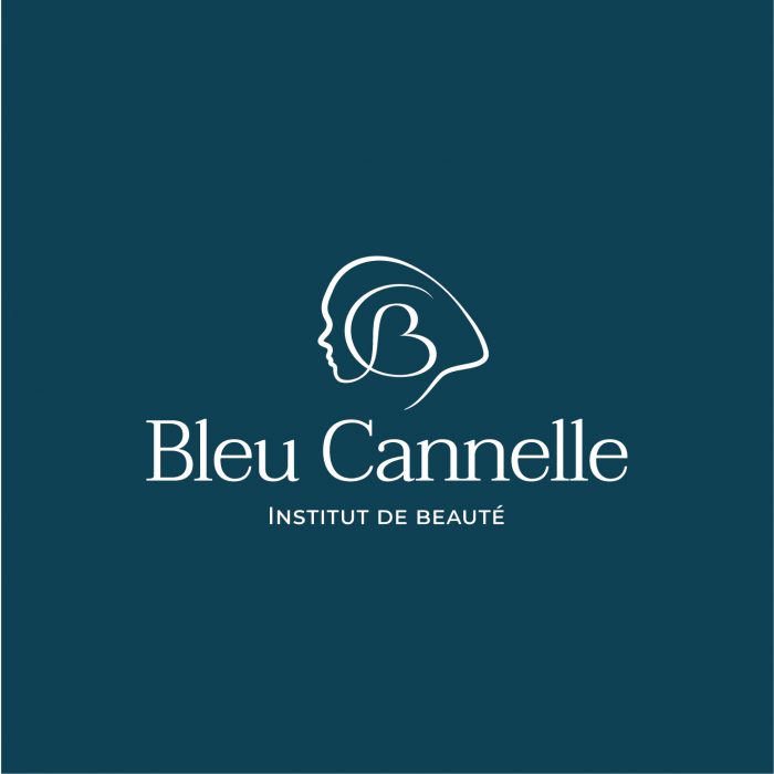 Logo Bleu Cannelle blanc sur fond bleu